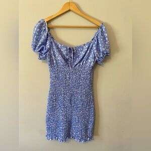 {Love Tree} puff sleeve stretchy mini dress